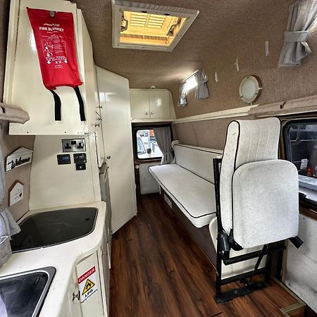 Retro Camper Hire Hotel Dublin Ngoại thất bức ảnh