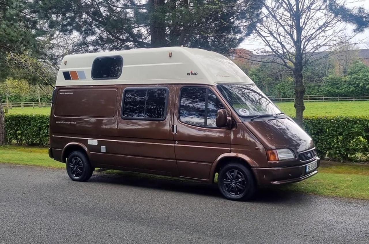 Retro Camper Hire Hotel Dublin Ngoại thất bức ảnh