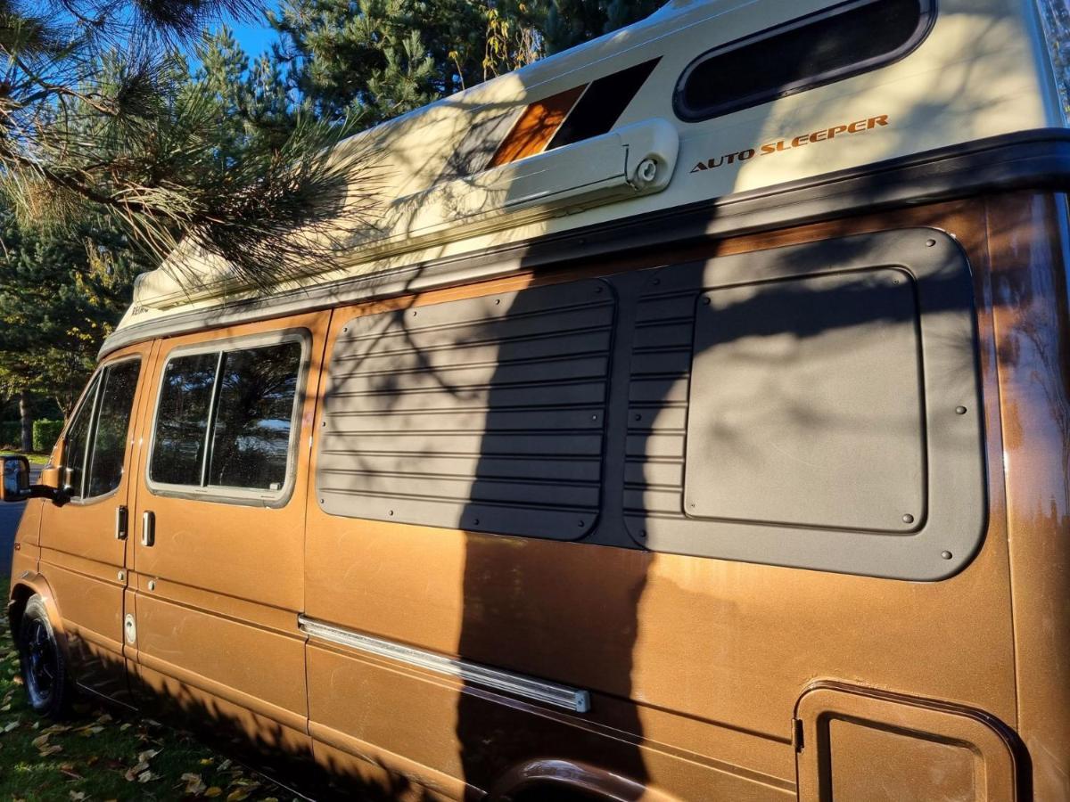 Retro Camper Hire Hotel Dublin Ngoại thất bức ảnh