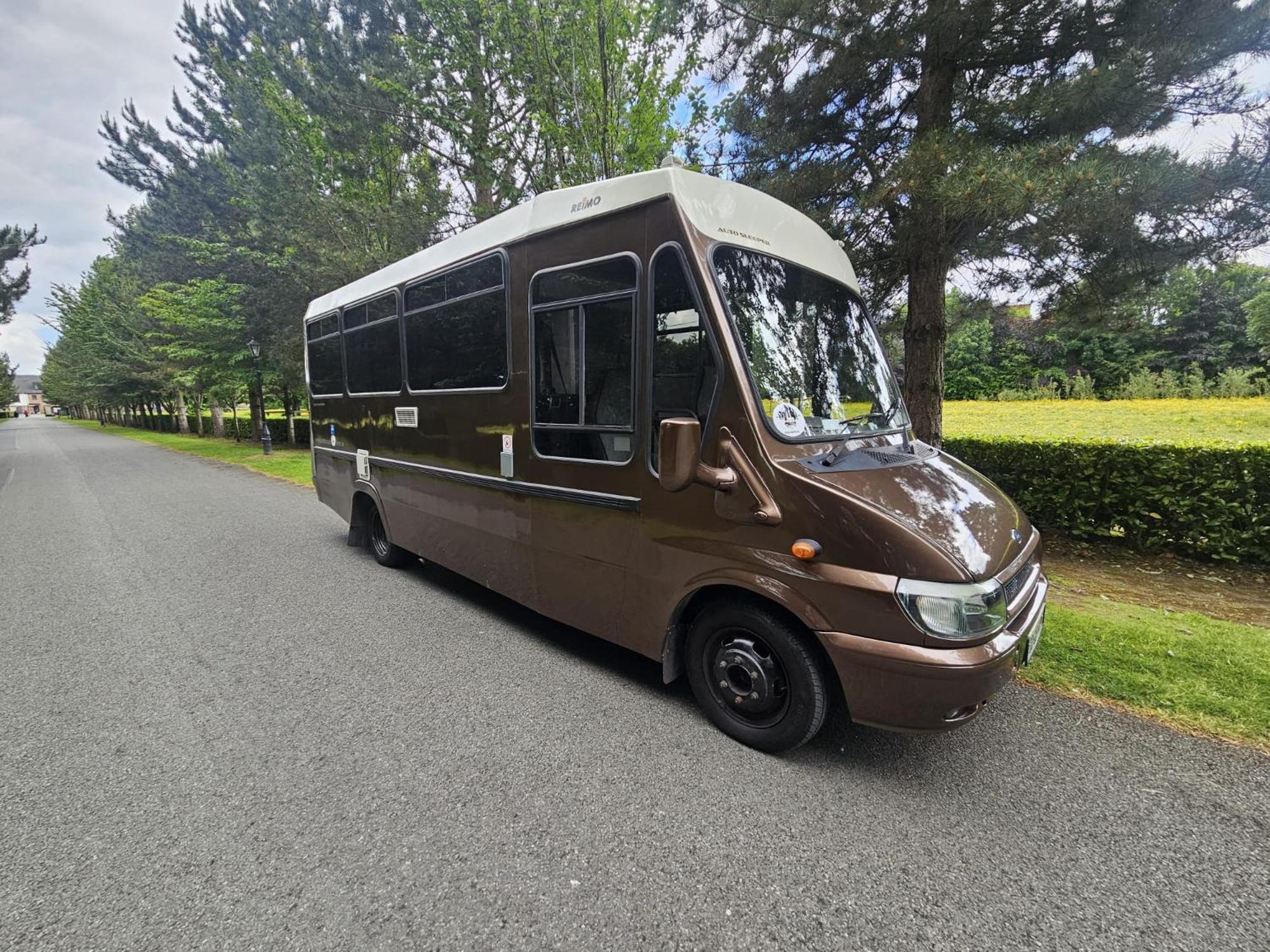 Retro Camper Hire Hotel Dublin Ngoại thất bức ảnh